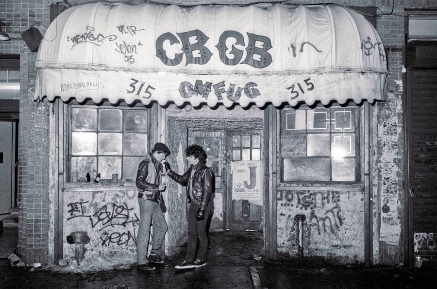cbgb-exterior-1983.jpg